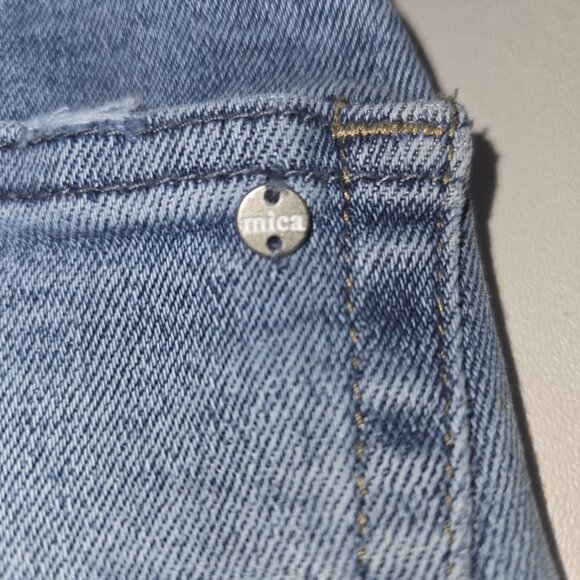 Classic Denim Wide Leg Jeans - Picture 8 of 10